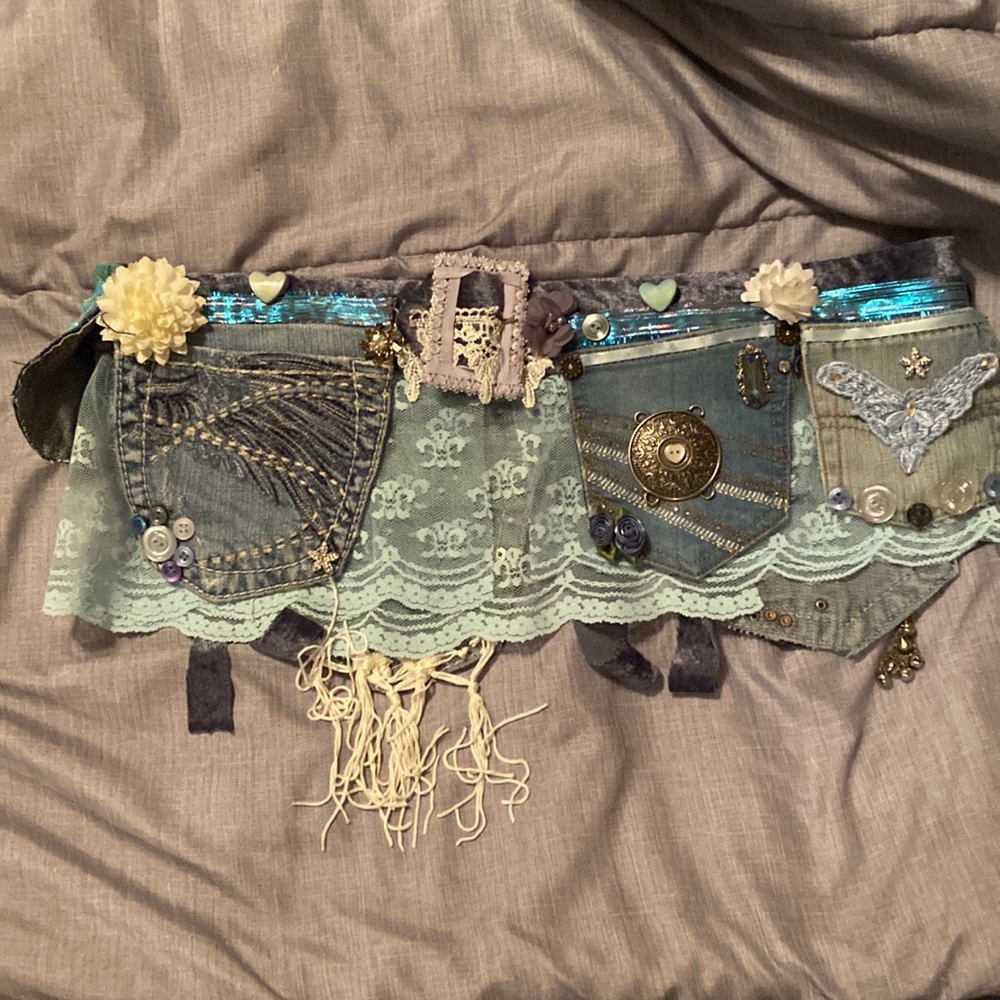 Festival belt
